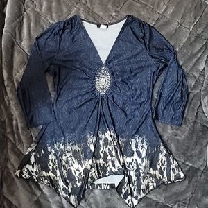 Venus tunic top